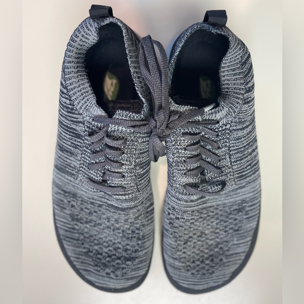 Altra Vali knit shoes men’s size 10